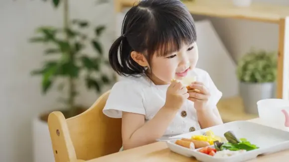 Chế Độ Dinh Dưỡng Hợp Lý Giúp Trẻ Mầm Non Phát Triển Toàn Diện
